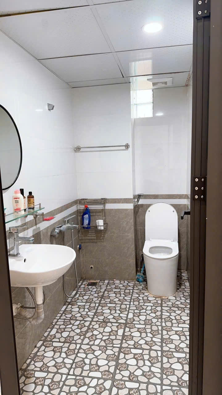 BÁN NHÀ SIÊU HIẾM NGỌC THỤY – LÔ GÓC, 4 THOÁNG – Ô TÔ VÀO NHÀ – 60M2 CHỈ 9TỶ